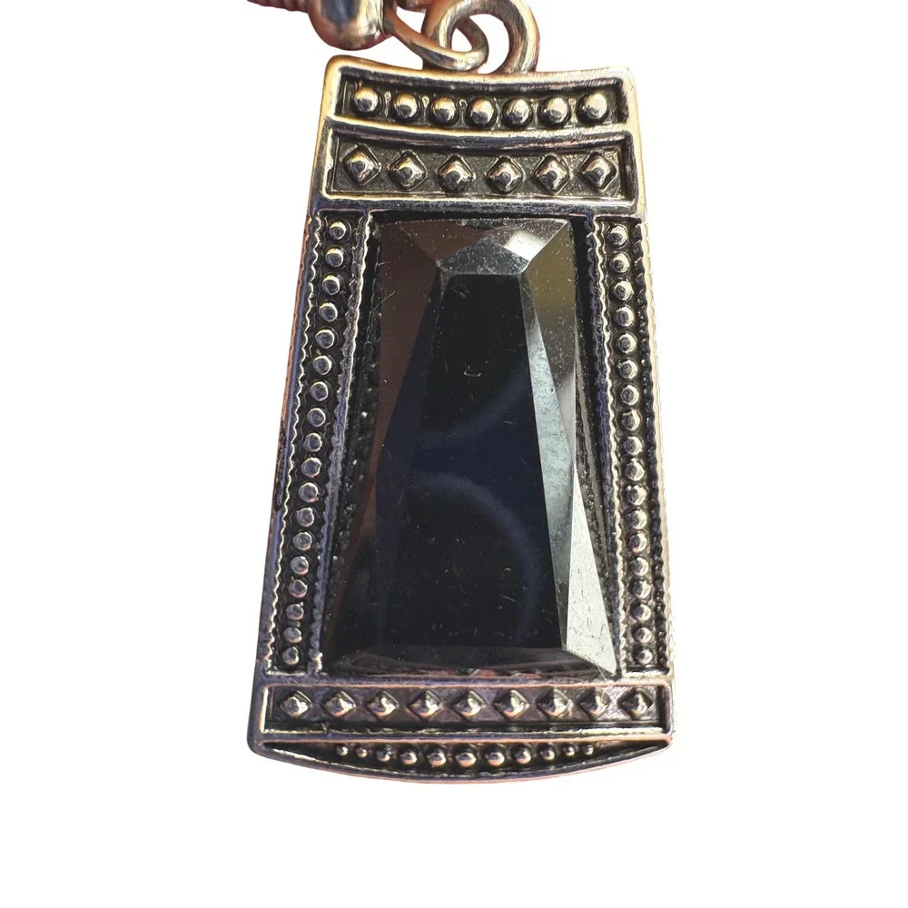 N/A elegant vintage
